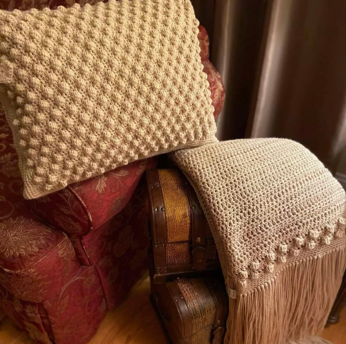Puff Stitch Pillow and Blanket